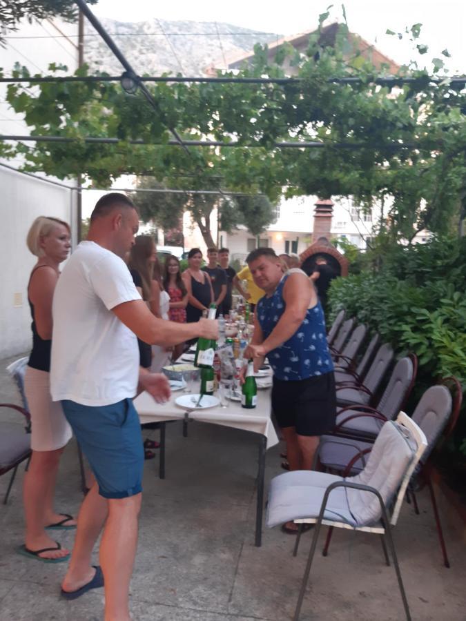 Apartment Vesna Подаца Екстериор снимка
