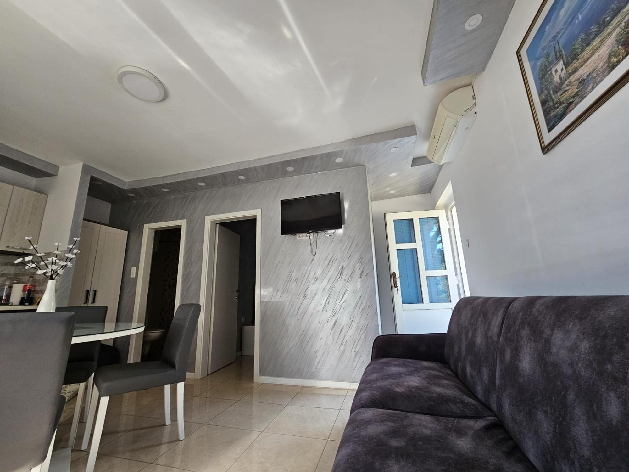 Apartment Vesna Подаца Екстериор снимка
