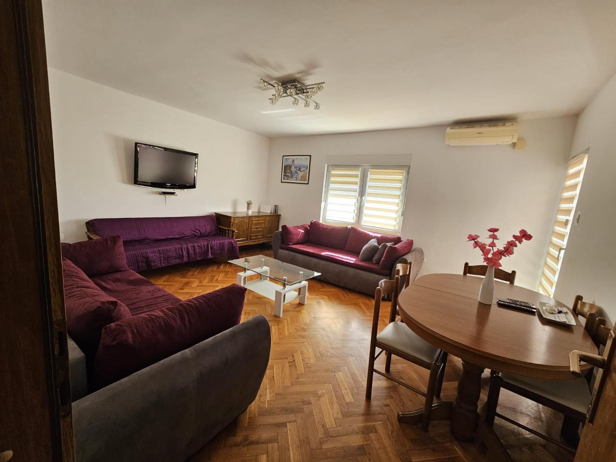 Apartment Vesna Подаца Екстериор снимка