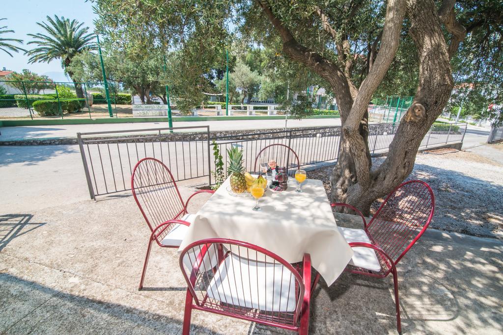 Apartment Vesna Подаца Екстериор снимка